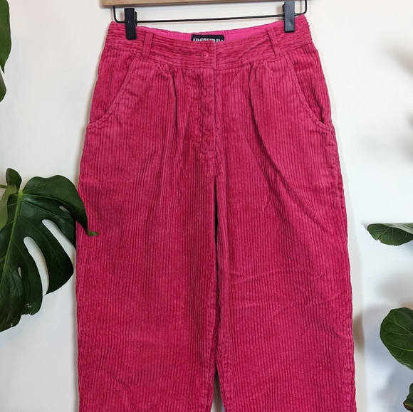 UNIONBAY | Vintage | Y2K | 90s | Wide Wale Corduroy Pant in Vibrant Pink - Picture 3 of 12